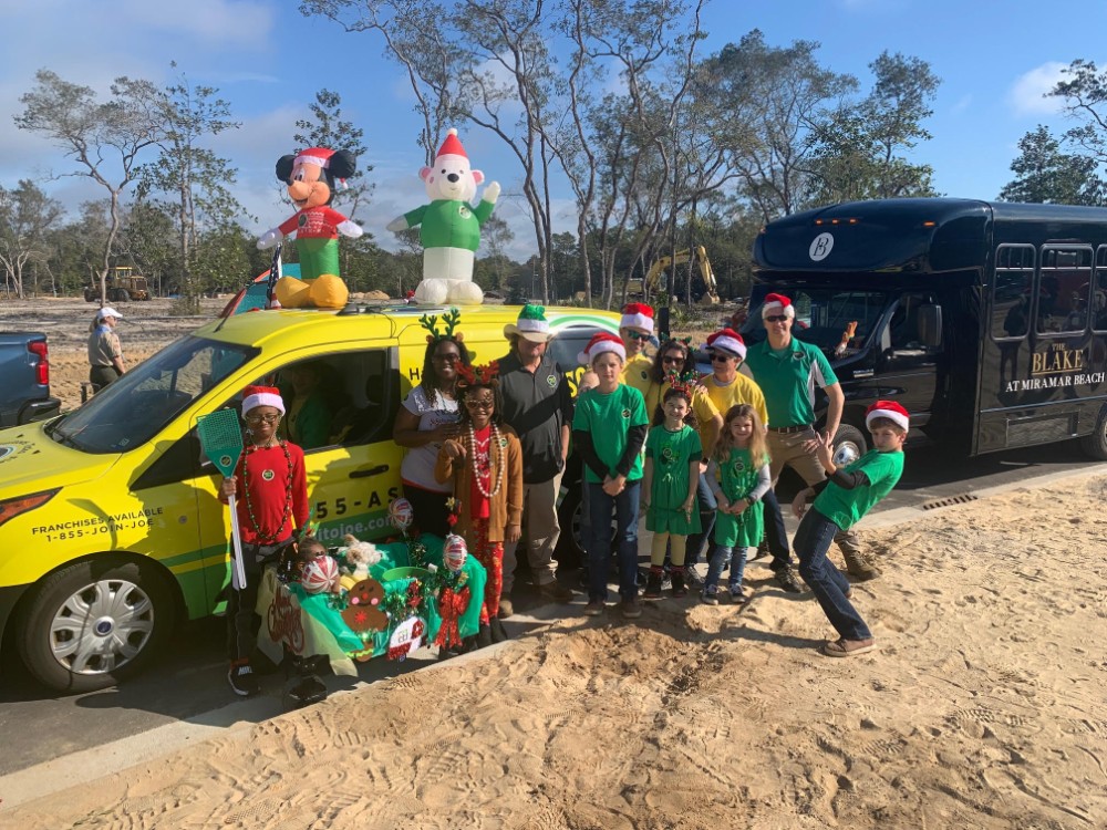 Mosquito Joe of NW Florida having fun in the Niceville Christmas Parade