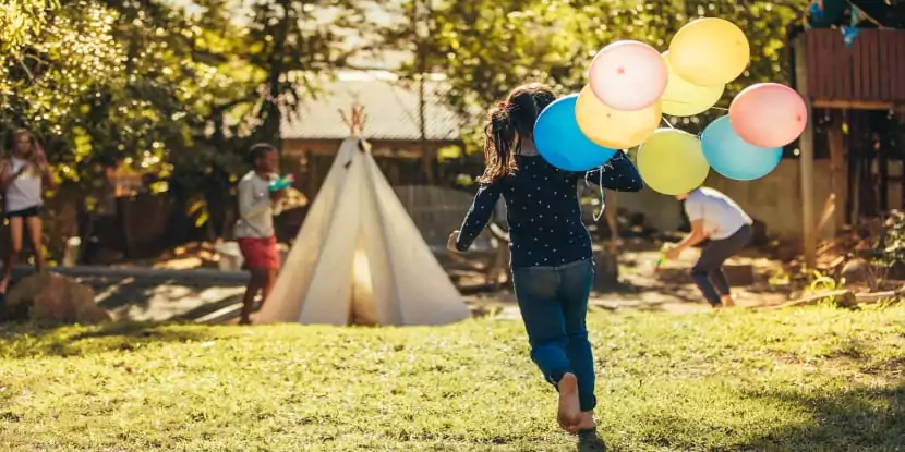 kids playing in the yard